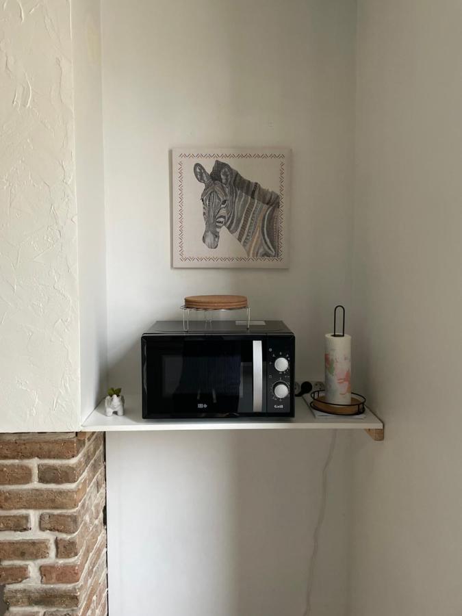 Logement Cosy Avec Stationnement Gratuit Троа Екстериор снимка